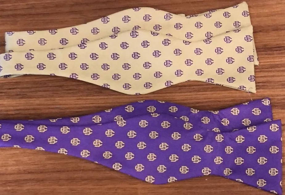 Bow Tie-Symmetry