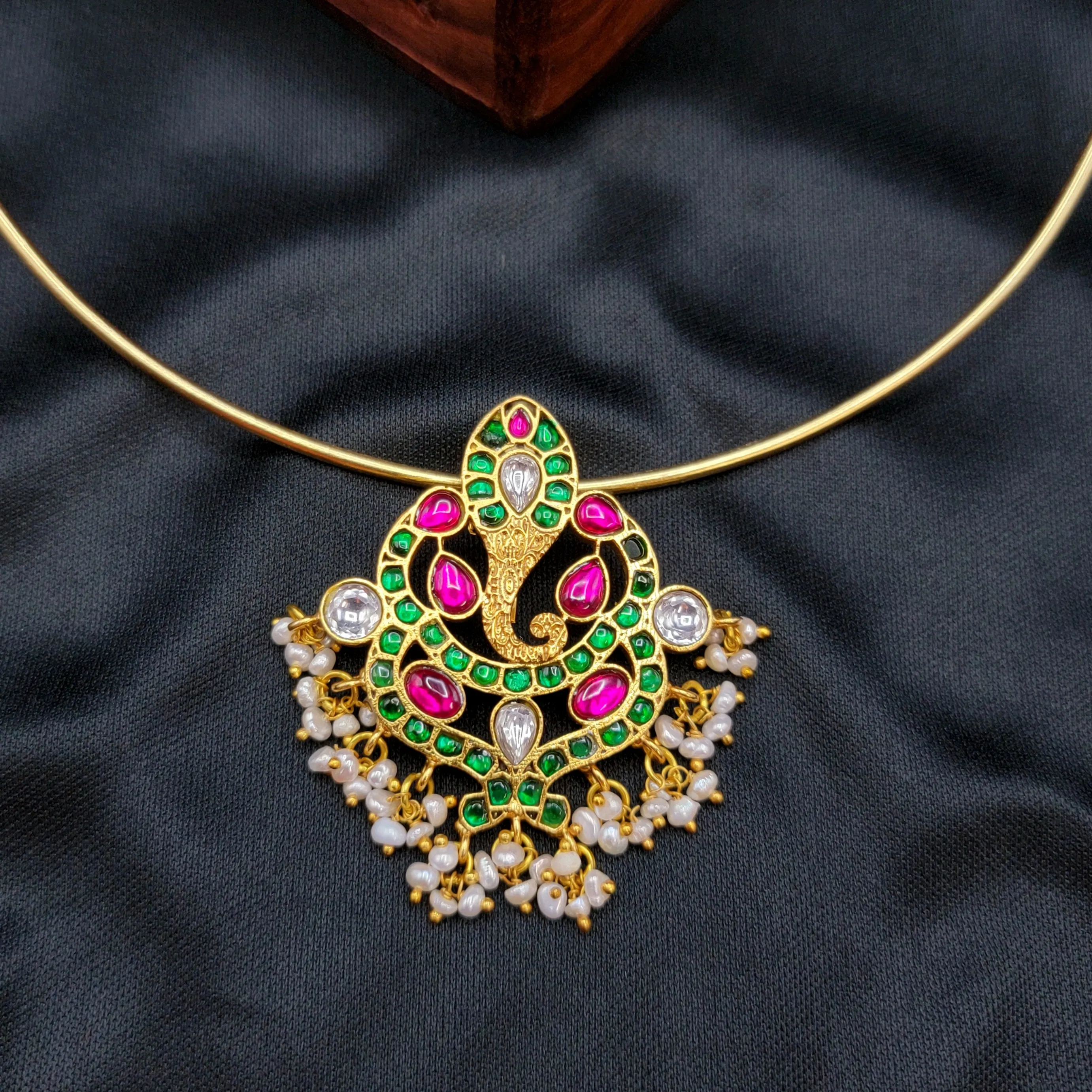 Ganesha Pendant Hasili Jadau Kundan Necklace