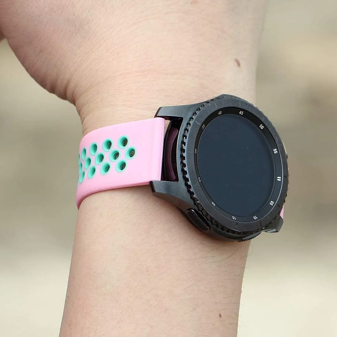 Gizmo Watch Band Replacement for Kids, 20mm Quick Release for Men and Women, Soft Silicone With Air Holes