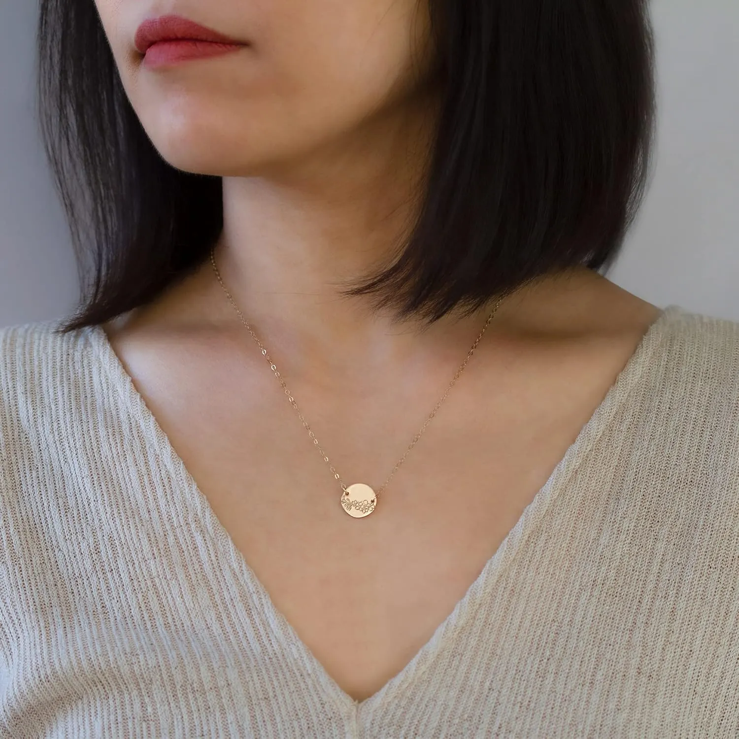 May Birth Flower Necklace for Women, 14K Gold Filled Hawthorn Pendant Necklace, Personalized May Birthday Gift, Personalized Birth Month Flower Jewelry